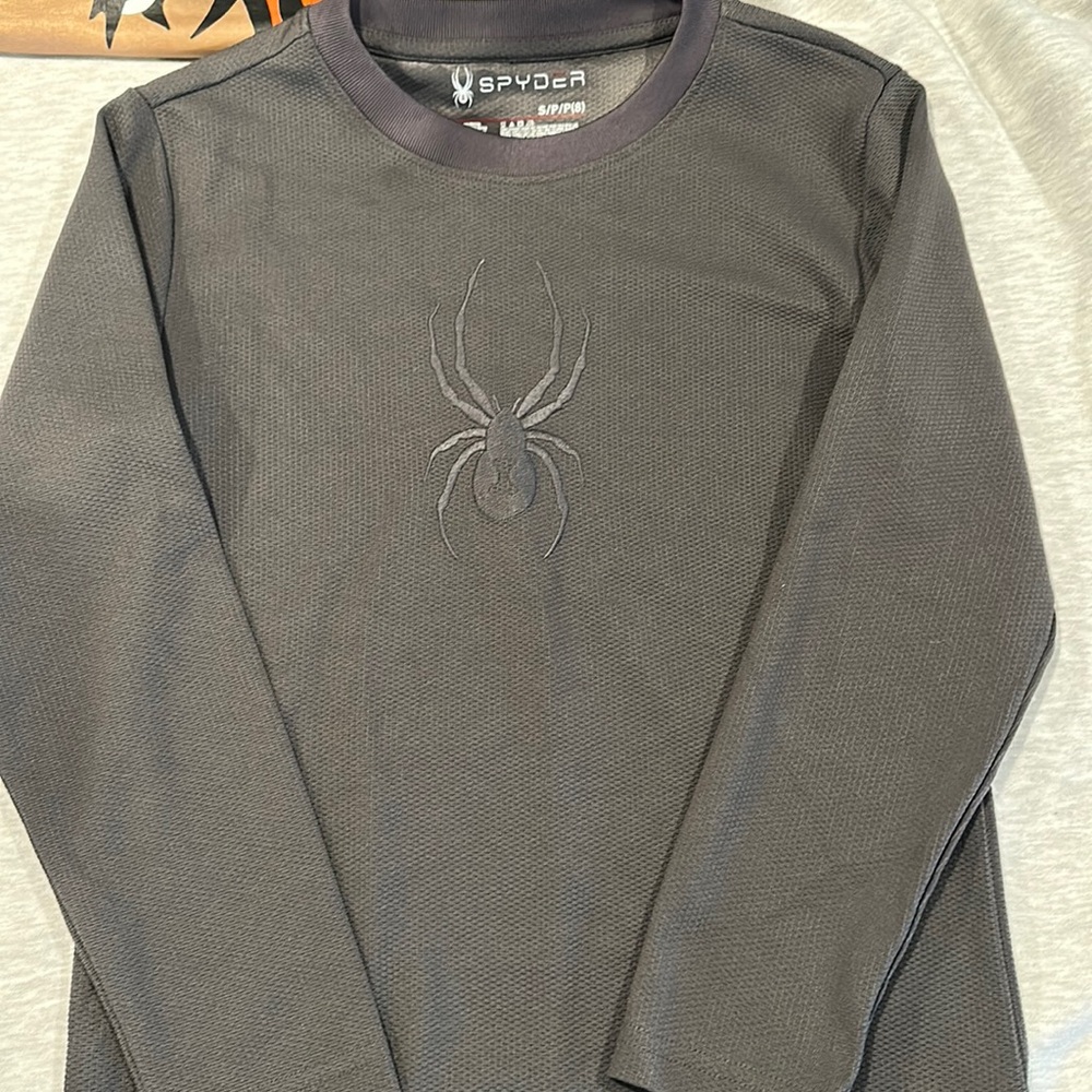 Long sleeve t shirt